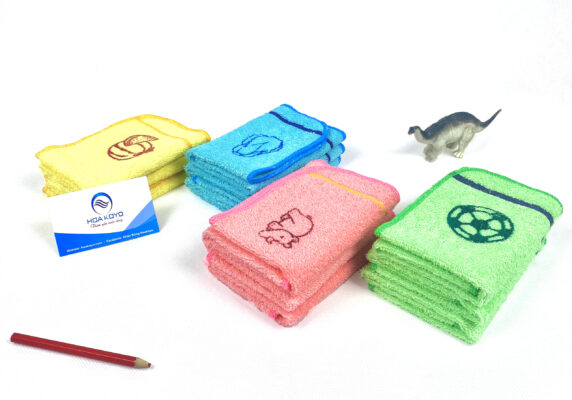 khăn mẫu giáo in