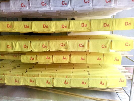 Khăn mẫu giáo, khăn mầm non giá rẻ