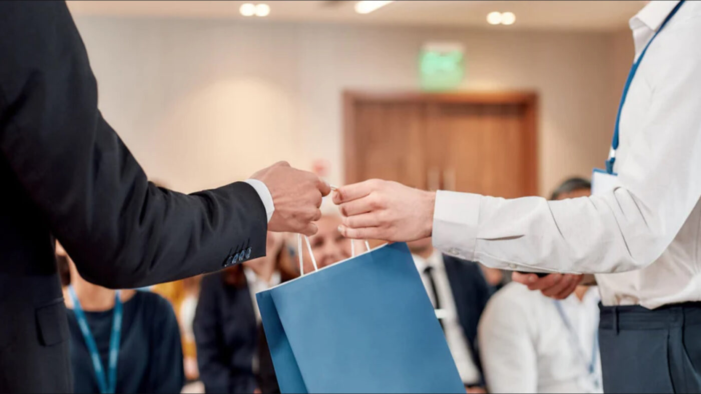 quà tặng công nhân doanh nghiệp được yêu thích nhất